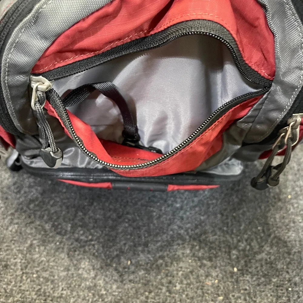 REI 747525 35L Red/Gray Traverse Hiking Backpack Daypack Ripstop Travel Bag